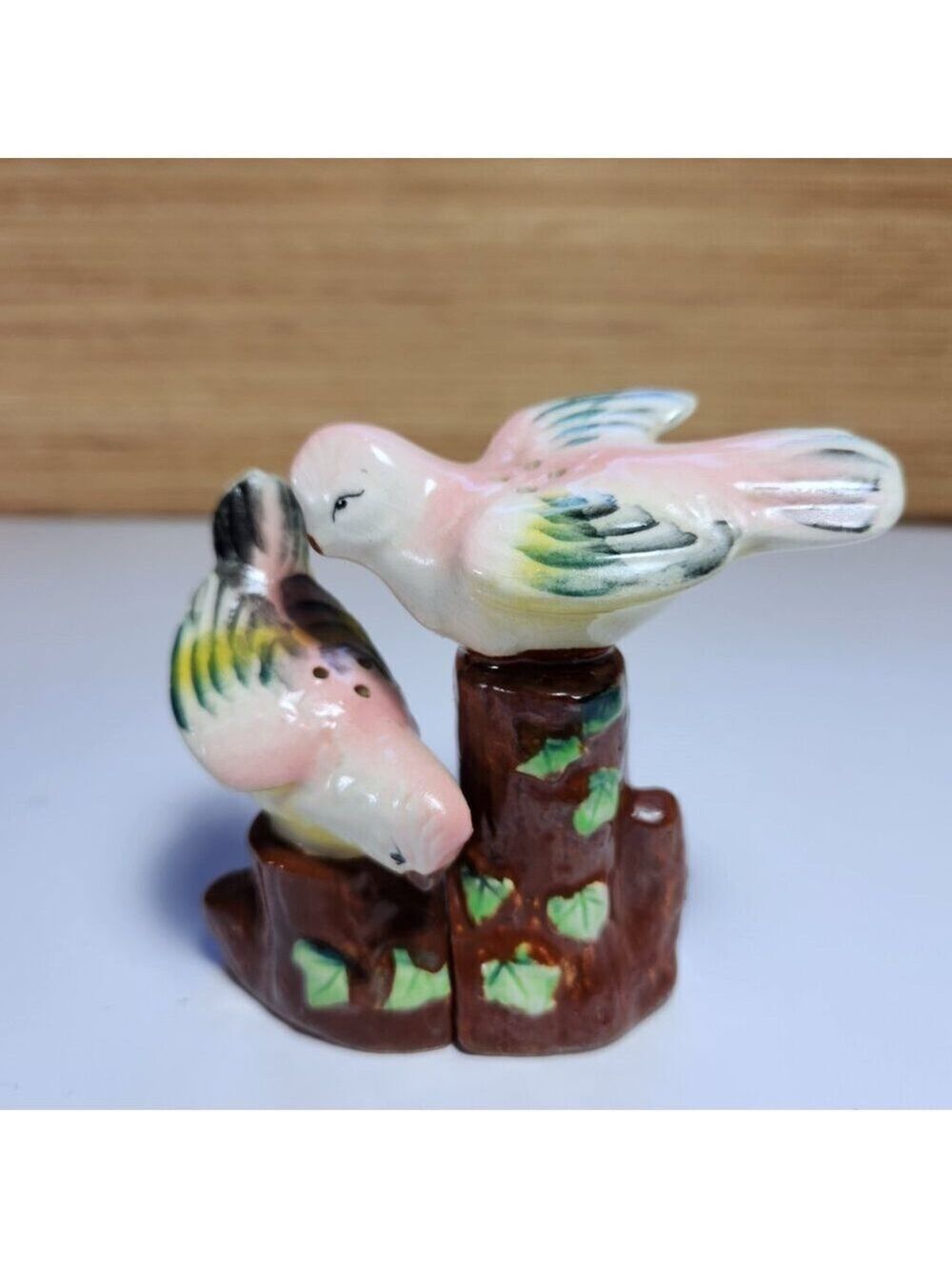 Vintage Parrot Salt and Pepper Shakers Hugging Bird Set Tree Stump Japan MCM